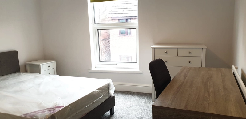 8 Rosemary Lane, LN2 5AT - 2 BED - Thumbnail 1